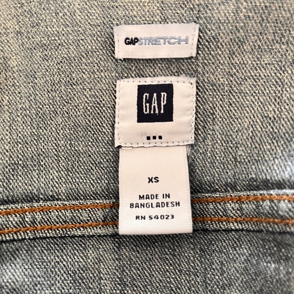 GAP Stretch Blue Jean Distressed Trucker Denim Jacket Sz XS - Picture 3 of 3
